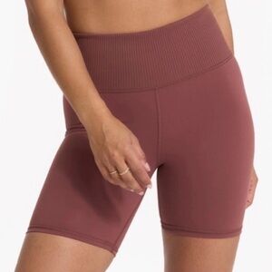 Vuori Rib Studio Shorts in Cedar Size XS